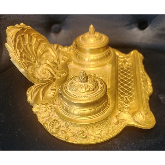 Ant Brass Double Inkwell Rococo Victorian Ornate Shell & Scroll Design Marked - Picture 3 of 9